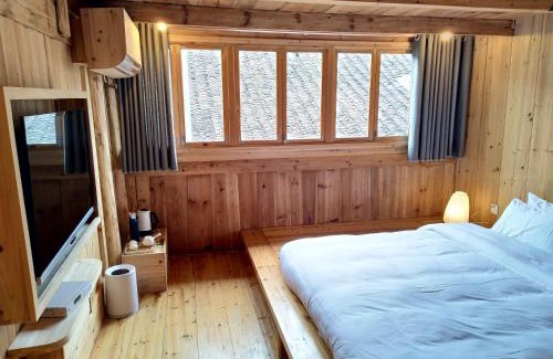 Qiandongnan Hotel | Tong Sang Art Hotel