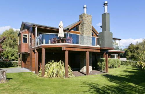 Turangi Cabin | Tongariro Lodge