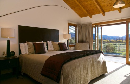 Turangi Cabin | Tongariro Lodge