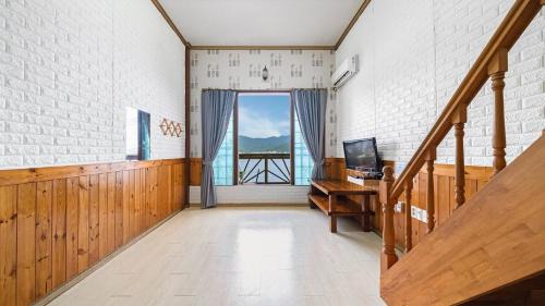 Yongnam-myeon House | Tongyeong Hwanggeumbada Pension