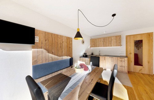 Trodena Apartment | Töniglerhof "Apartment Abendrot" with Mountain View, Garden & Wi-Fi
