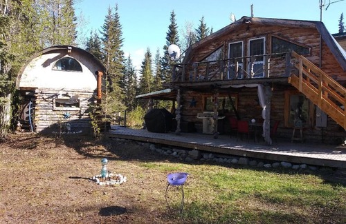Copper Center Cabin | Tonsina Creek Whippers Lodge