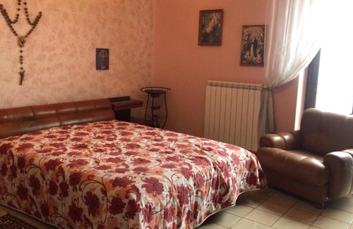 Polizzi Generosa Apartment | Tony's House