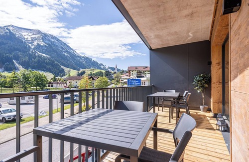 Berwang Apartment | TOP 2 - Großzügiges Apartment in der Tiroler Zugspitzarena, an der Skipiste
