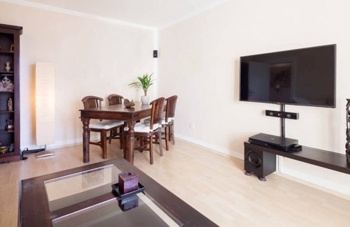 Konigsplatz Apartment | Top-apartment With Balcony in Best Location