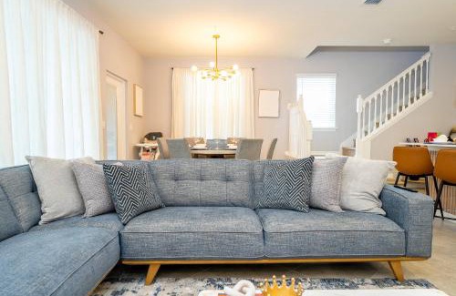 Port Orange House | Top Elegance and Fun DLuxx Home Windsor Cay 16101