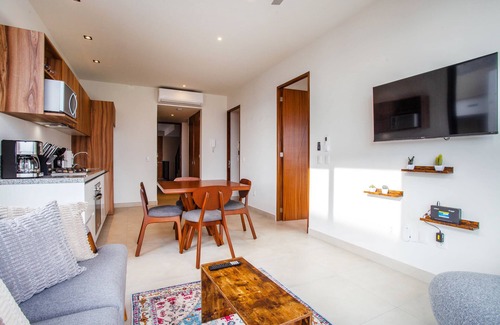 Diaz Ordaz Condo | Top-Floor 2BR w/Skyline Views, Pool & Gym