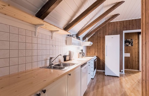 Lillehammer Apartment | Top-Floor Apartment – 5 Min Walk to Lillehammer’s Main Street