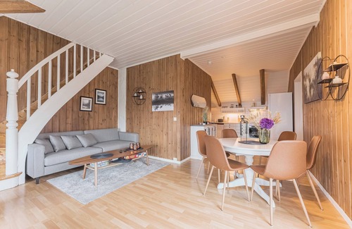 Lillehammer Apartment | Top-Floor Apartment – 5 Min Walk to Lillehammer’s Main Street