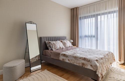 Centar Apartment | Top Floor Presidential Suite with Free Private Parking in the Center of Skopje