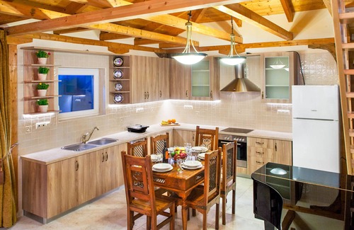Lefkada Town Villa | Top floor suite near to the town and close to the beach