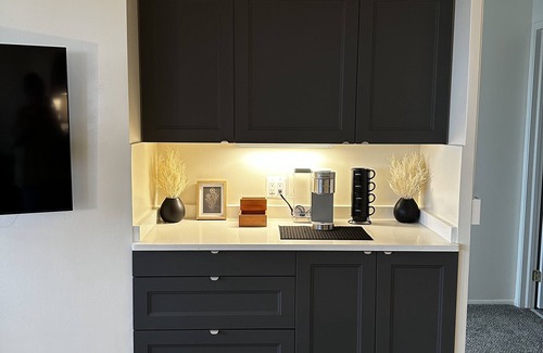 Ann Arbor Apartment | Top Floor Suite with Panoramic views of the Huron River/Arboretum