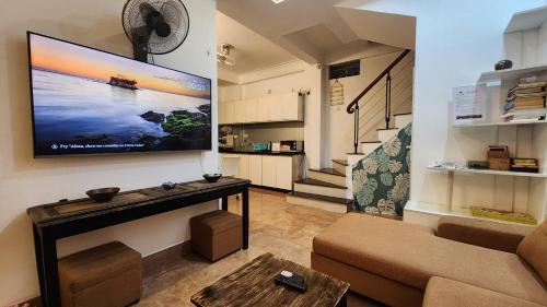 Old Quarter House | Top Location 3-4-5 Bedrooms House in Centre of Ha Noi - Clean, Cozy and Private - THE TOURNESOL