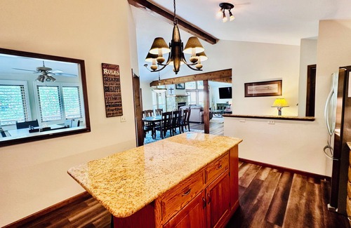 Linn Creek House | Top Notch Lake Retreat – Private, Peaceful, and Spacious Getaway