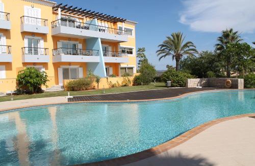 Alfarrobeira Apartment | Top Quality Apartment