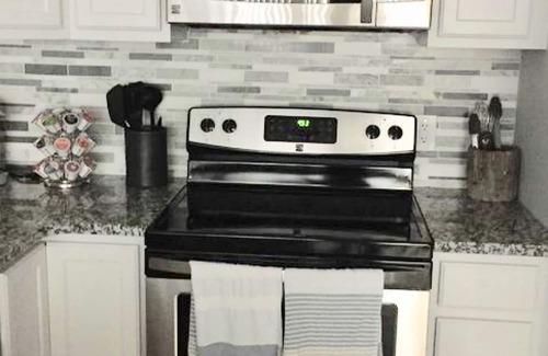 Midtown Ocean City Condo | Top Rated! Newly Remodeled Ocean Block Condo in Perfect Mid-Town Location