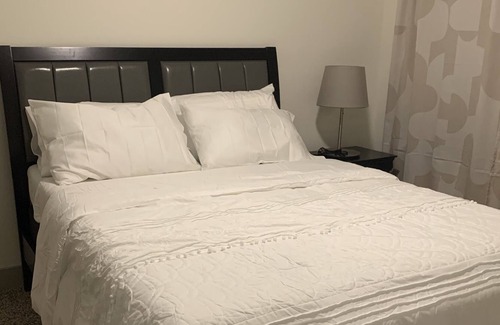 Addison Apartment | Top Roof - 1 Bedroom Luxury Apartment