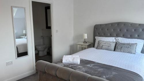 Patchway House | Top Room shared house