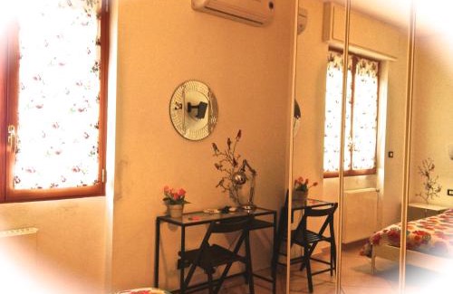 Brugherio House | Top Suit Centro - Guest house