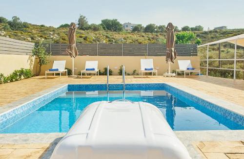Tria Monastiria Villa | Top View Villa
