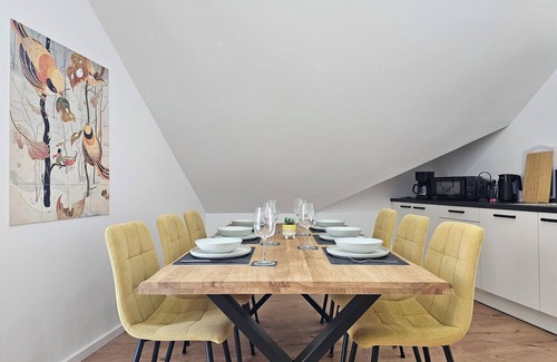 Montabaur Apartment | Topaz - Right next to the castle, balcony, switch & stream