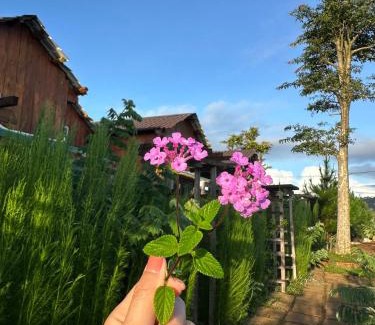 Kon Plong Hotel | TopView Măng Đen