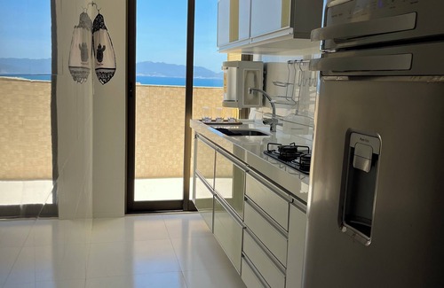 Cabo Frio Apartment | Toque a Campainha 402 Casal