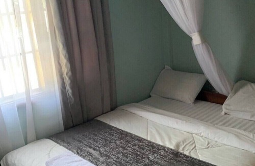 Kisumu Hotel | Torchys Lounge Hotel in Kisumu