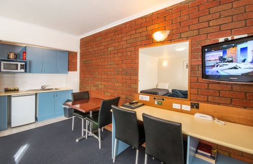 Torquay Hotel | Torquay Tropicana Motel