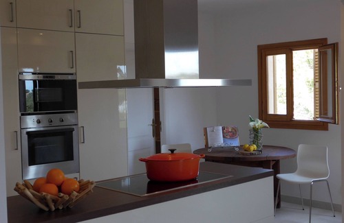 Cala Santany House | Torre al Mar: sea view and pool, 150m to the beach, 8 pers., aircon, ETV/5162