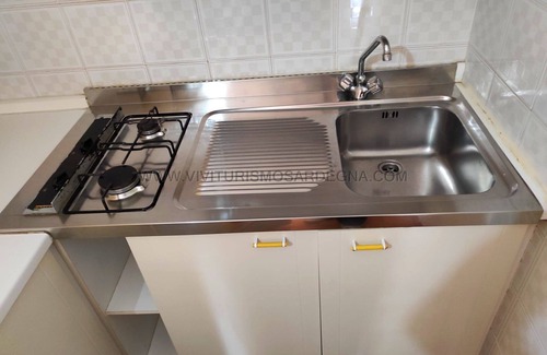 Torre dei Corsari Apartment | Torre dei Corsari holiday home with garden