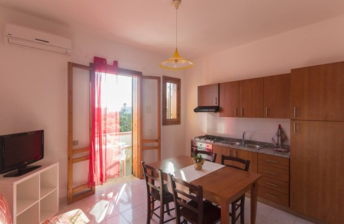 Torre dell'Orso Apartment | Torre dell'Orso -Apartment in the Tre Palme Residence a few steps from the sea!