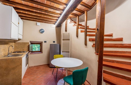 Serre di Rapolano Apartment | Torre di Serre - Medieval tower rental