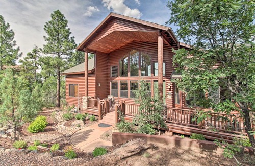 Torreon House | Torreon Crows Nest Mountain Home with Views!