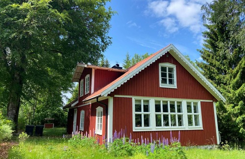 Hallaryd House | Torsholma Skolhus - Historic schoolhouse with sauna in Småland