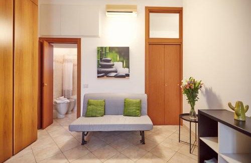 Zona Solari Apartment | Tortona Design Flat