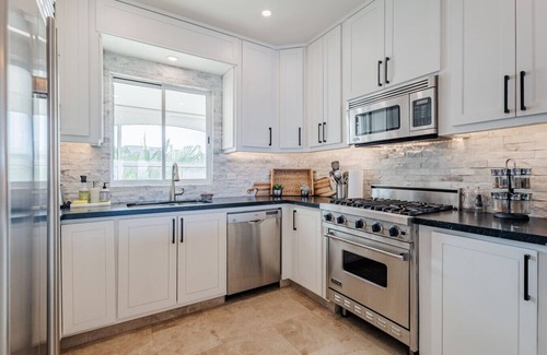 Zona Hotelera Condo | Tortuga Bay Condo 180-degree Ocean View