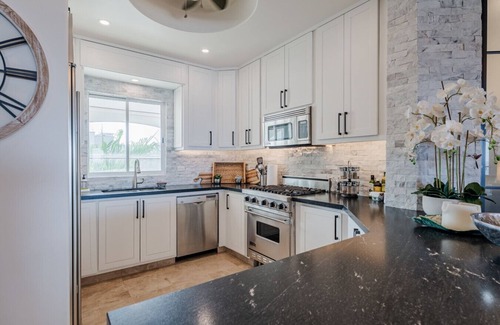 Zona Hotelera Condo | Tortuga Bay Condo 180-degree Ocean View