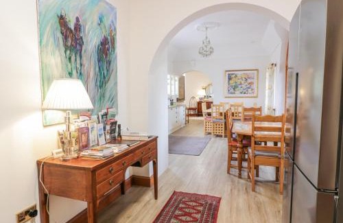 Peebles House | Torview House