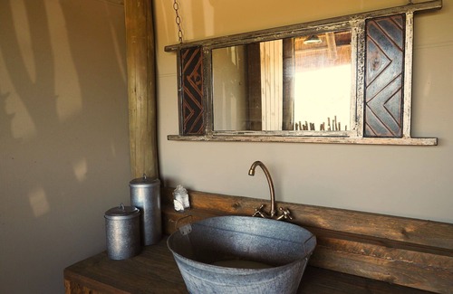 North-West District Cabin | Total privacy in Botswana's wilderness!