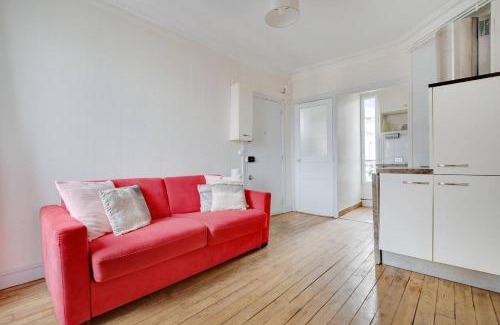 7th Arrondissement Apartment | Tour Eiffel - Saint Dominique - Invalides