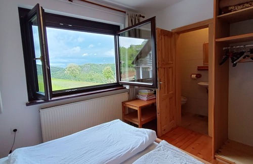 Cerknica House | Tourist Farm Strle