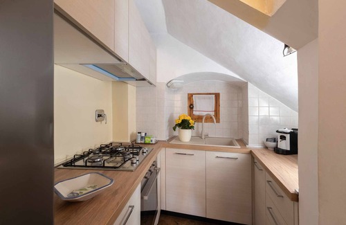 Spello Apartment | Tower house with panoramic terrace