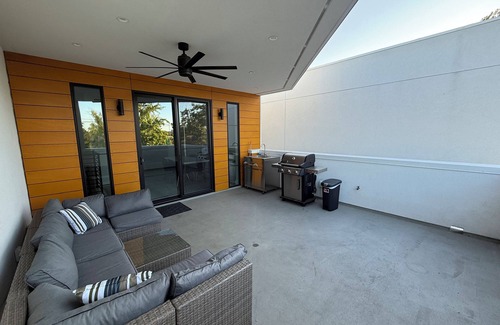 Midtown Sacramento House | Tower views