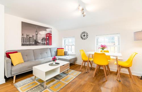 Andover Apartment | Town Center Apartment with 55” Smart TV+Netflix