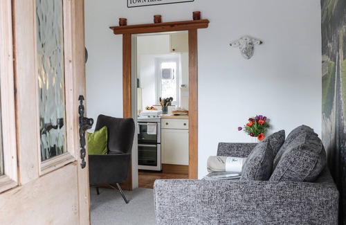 Grassington Cottage | TOWN HEAD COTTAGE, family friendly, with open fire in Grassington