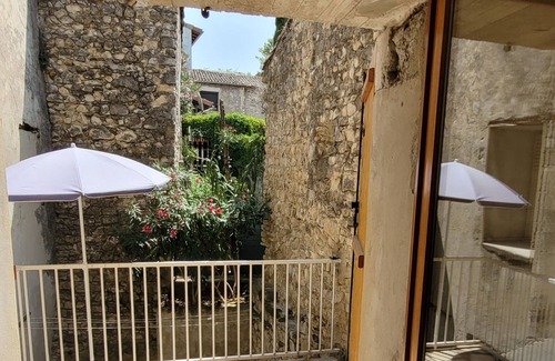 Livron-sur-Drome House | Town house with small terrace in upper Livron. Pets allowed