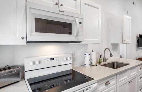 South Rehoboth Apartment | Town of Rehoboth Beach - 46 Delaware Ave, Unit C