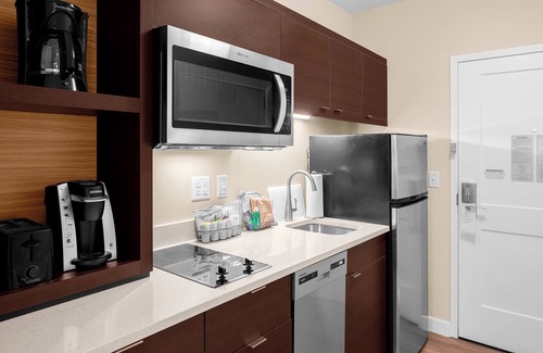 Parkdale Hotel | TownePlace Suites by Marriott Cincinnati Fairfield