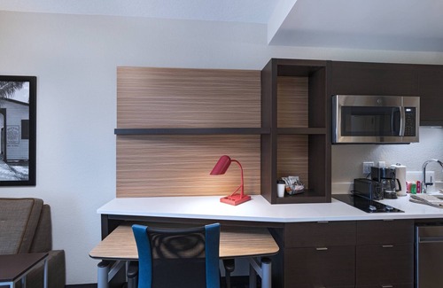 Naples Hotel | TownePlace Suites by Marriott Naples